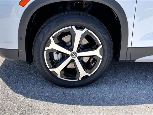 New 2026 Volkswagen Tiguan SE AWD/4WD image 13