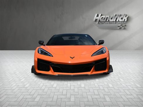 Used 2023 Chevrolet Corvette Z06 w/ Stealth Interior Trim Package RWD image 3