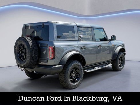 New 2026 Ford Bronco Badlands AWD/4WD image 3