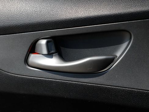 Used 2019 Kia Forte Sedan FWD image 33