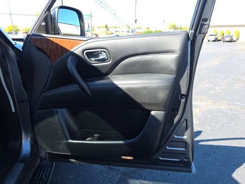 Used 2018 INFINITI QX80 4WD w/ Driver Assistance Package image 46