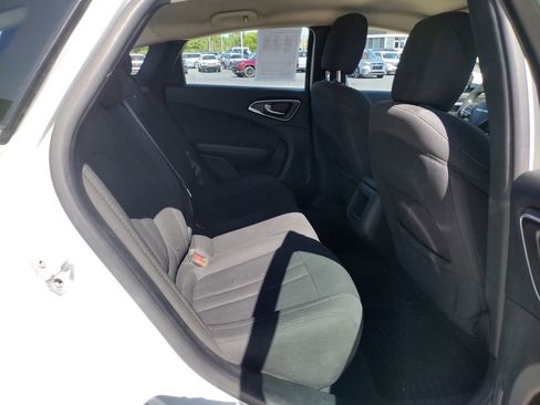 Used 2016 Chrysler 200 LX FWD image 14