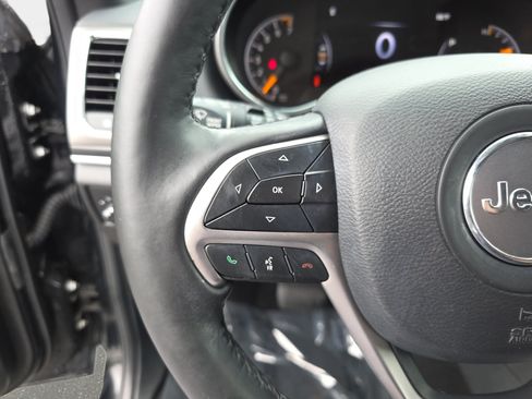 Used 2019 Jeep Grand Cherokee Limited RWD image 15