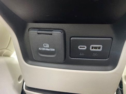 Used 2023 GMC Acadia Denali w/ Denali Ultimate Package image 46