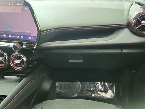 Used 2025 Chevrolet Blazer EV RS image 37