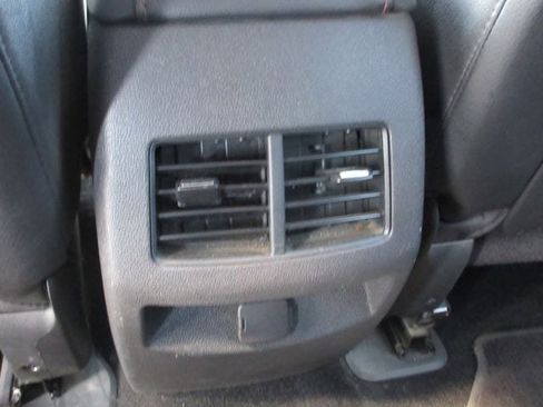 Used 2013 Ford Edge Limited AWD/4WD image 24