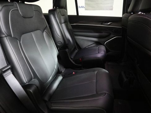New 2026 Jeep Grand Cherokee L Limited AWD/4WD image 22