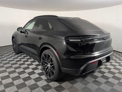 New 2026 Porsche Macan Electric RWD image 3
