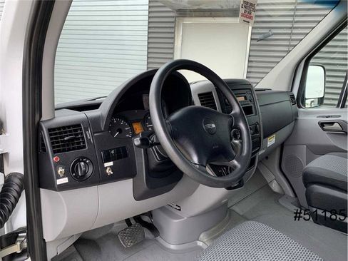 Used 2013 Freightliner Sprinter 3500 image 30
