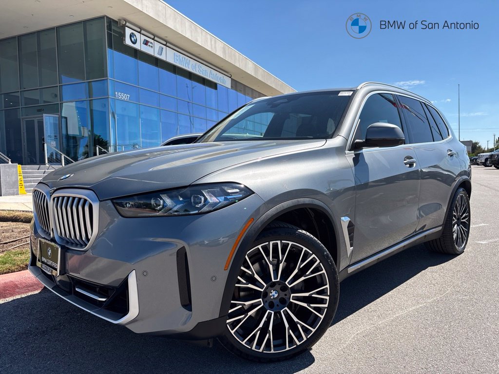 Certified 2024 BMW X5 sDrive40i w/ Premium Package RWD image 1