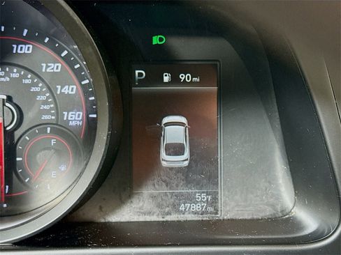 Used 2023 Hyundai Elantra SEL w/ Preferred Accessory Package image 6