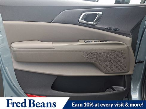 New 2027 Kia Carnival SX FWD image 10