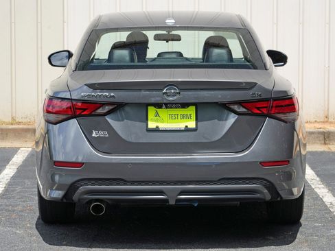 Used 2023 Nissan Sentra SR w/ SR Premium Package FWD image 46