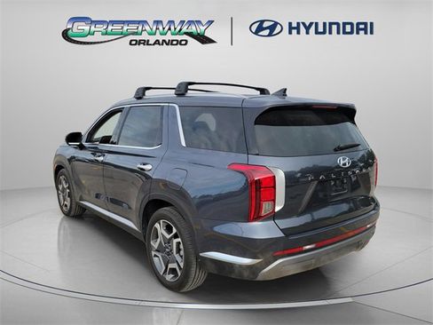 Used 2024 Hyundai Palisade Limited image 3