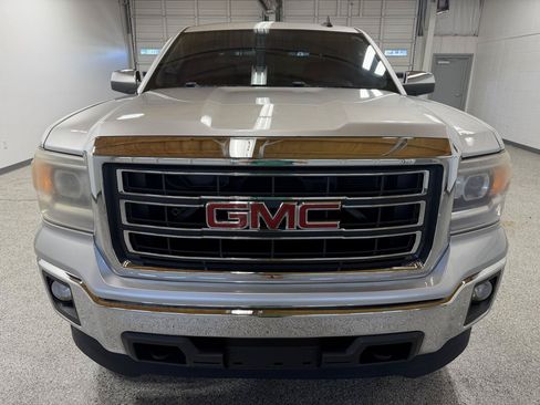 Used 2015 GMC Sierra 1500 SLT w/ SLT Crew Cab Value Package AWD/4WD image 3