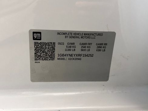 Used 2024 Chevrolet Silverado 2500 LT w/ Convenience Package image 83