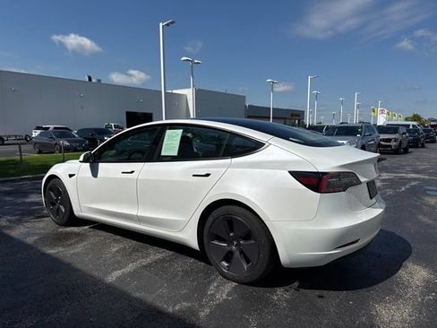 Used 2023 Tesla Model 3 Standard Range RWD image 4