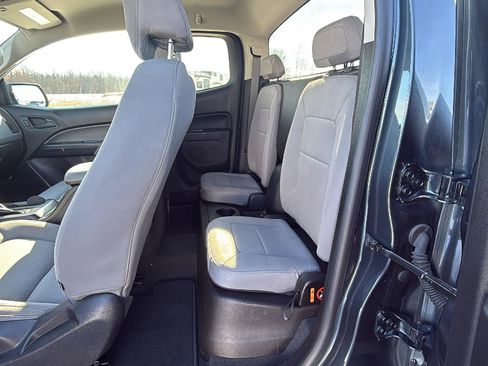 Used 2019 Chevrolet Colorado W/T w/ WT Convenience Package image 24