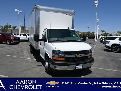 New 2026 Chevrolet Express 3500 w/ Power Convenience Package RWD image 4