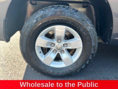 Used 2016 RAM 1500 Classic SLT RWD image 32