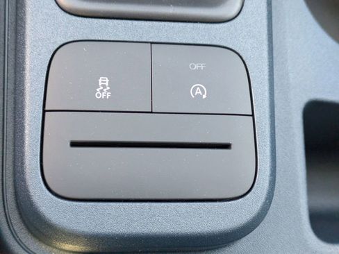 New 2026 Ford Maverick XL image 23