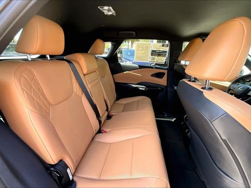 Used 2025 Lexus RX 350 FWD w/ Technology Package image 20
