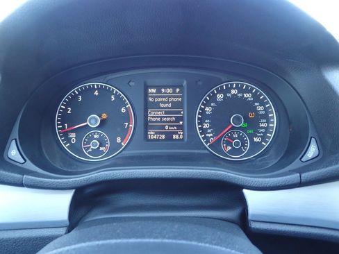 Used 2012 Volkswagen Passat 2.5 SE FWD image 16