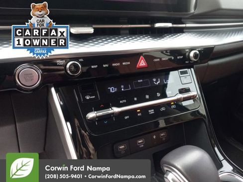 Used 2024 Kia Carnival SX Prestige image 17