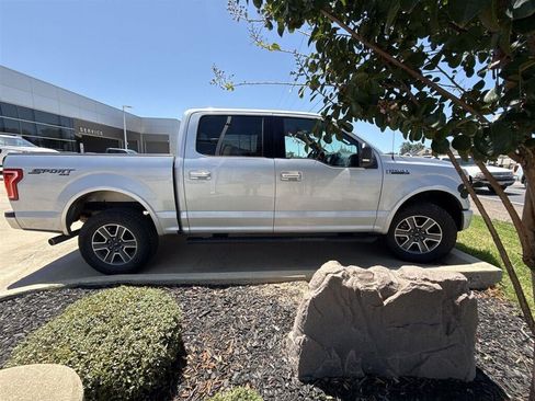 Used 2017 Ford F150 XLT w/ Equipment Group 302A Luxury AWD/4WD image 4