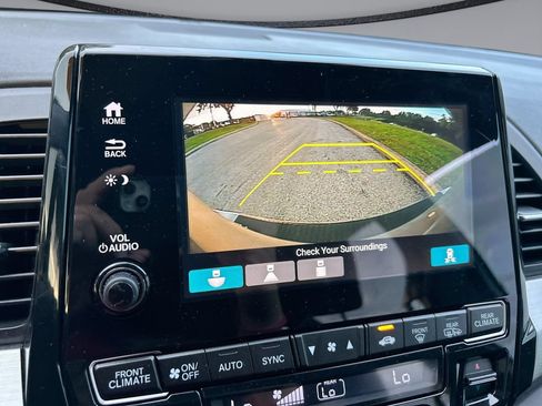 Used 2018 Honda Odyssey EX-L image 25