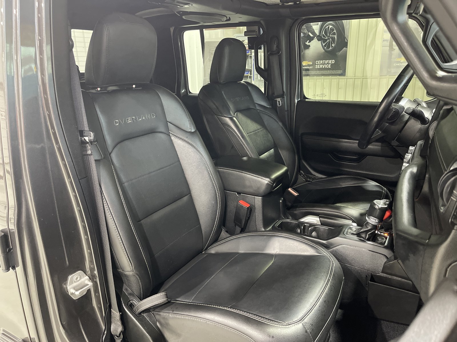 Used 2021 Jeep Gladiator Overland w/ Popular Equipment Package AWD/4WD image 18