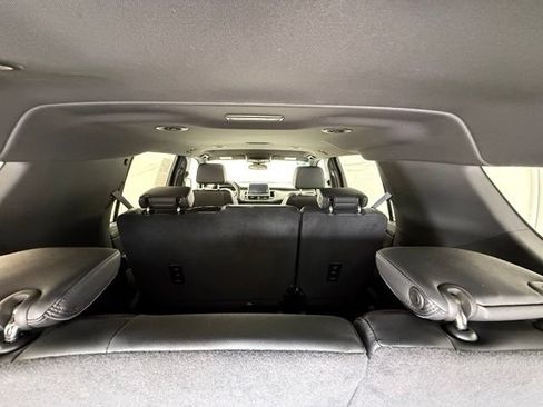 Used 2024 Chevrolet Suburban RST w/ Luxury Package AWD/4WD image 34