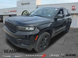 Used 2024 Jeep Grand Cherokee Altitude AWD/4WD video 1