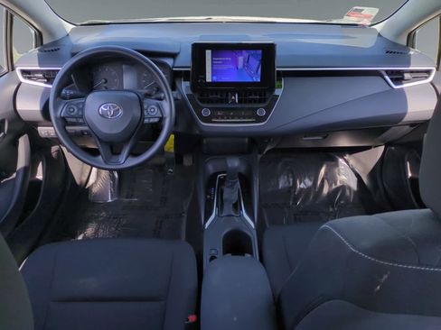 Used 2025 Toyota Corolla LE image 10