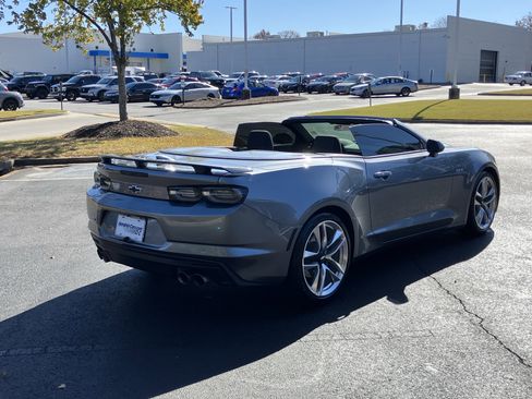 Used 2022 Chevrolet Camaro LT w/ RS Package image 10