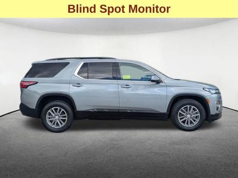 Used 2023 Chevrolet Traverse LT AWD/4WD image 4