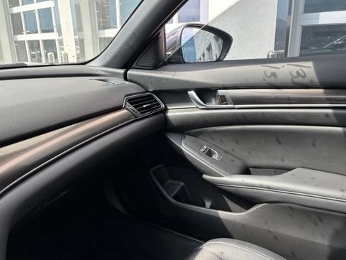 Used 2022 Honda Accord Sport image 14