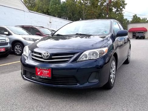 Used 2013 Toyota Corolla LE FWD image 1