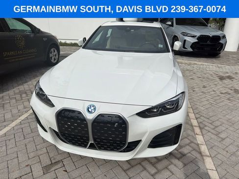 Certified 2023 BMW i4 eDrive40 w/ M Sport Package RWD image 5