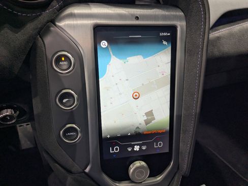 Used 2024 McLaren 750S image 14