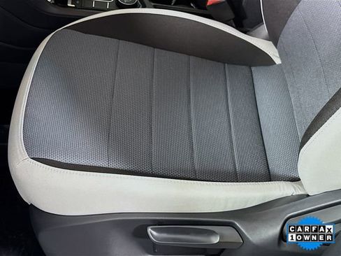 Used 2025 Volkswagen Taos S image 18