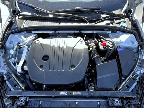 Used 2025 Volvo V60 B5 Cross Country Plus image 25