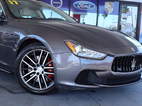 Used 2017 Maserati Ghibli S Q4 image 2