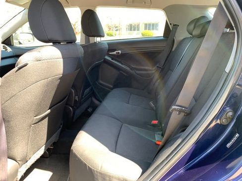 Used 2009 Toyota Matrix S image 25