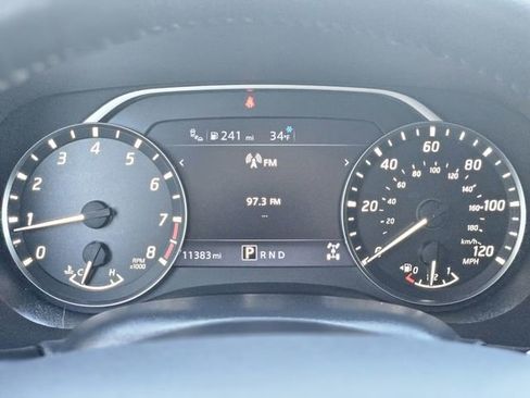 Used 2022 Nissan Frontier SV image 19