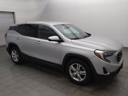 Used 2020 GMC Terrain SLE FWD image 11