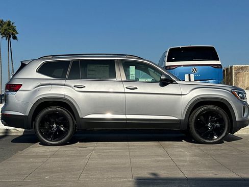 New 2026 Volkswagen Atlas SE AWD/4WD image 4