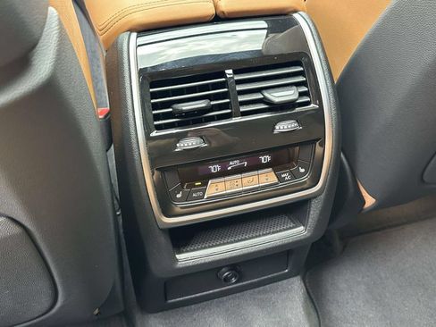 Used 2025 BMW X6 xDrive40i AWD/4WD image 14