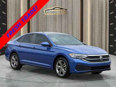 Used 2023 Volkswagen Jetta SE w/ Panoramic Sunroof Package image 1