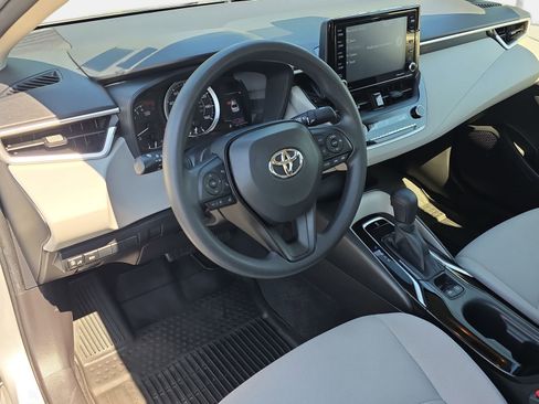 Used 2022 Toyota Corolla LE w/ LE Convenience Package FWD image 15